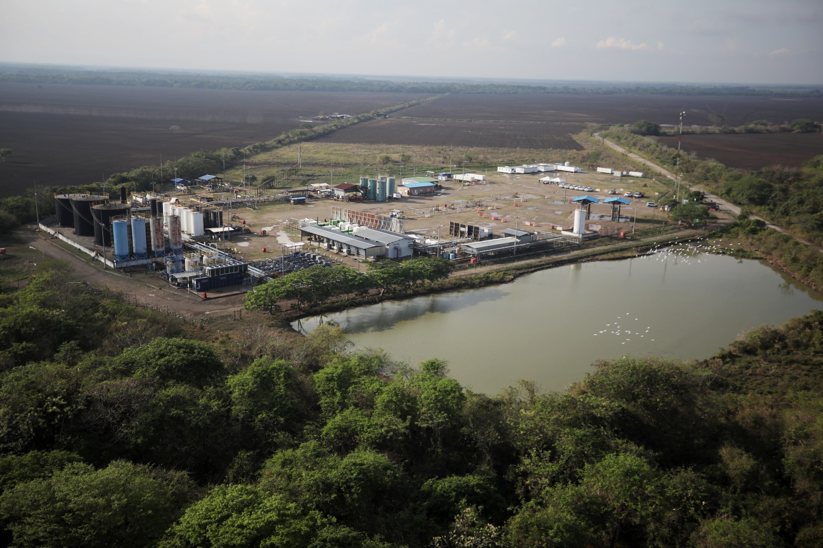 Para impulsar la transición energética y crear nuevas industrias limpias, Colombia lanza la Política Nacional de Hidrógeno